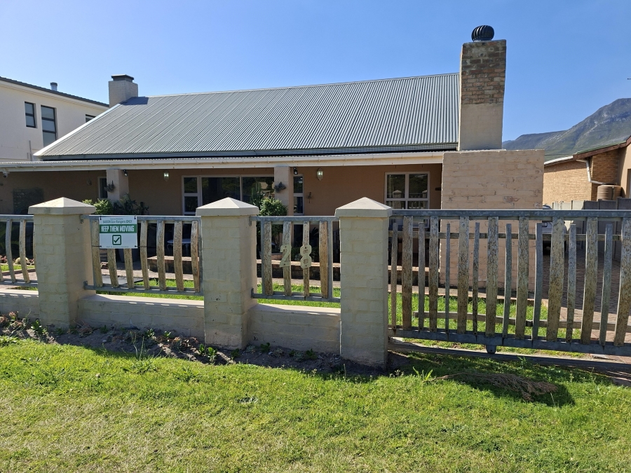 2 Bedroom Property for Sale in Pringle Bay Western Cape